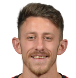 https://img.taihjg.com/img/football/player/ce7f237112a4c2665ce21bc7d127feed.png